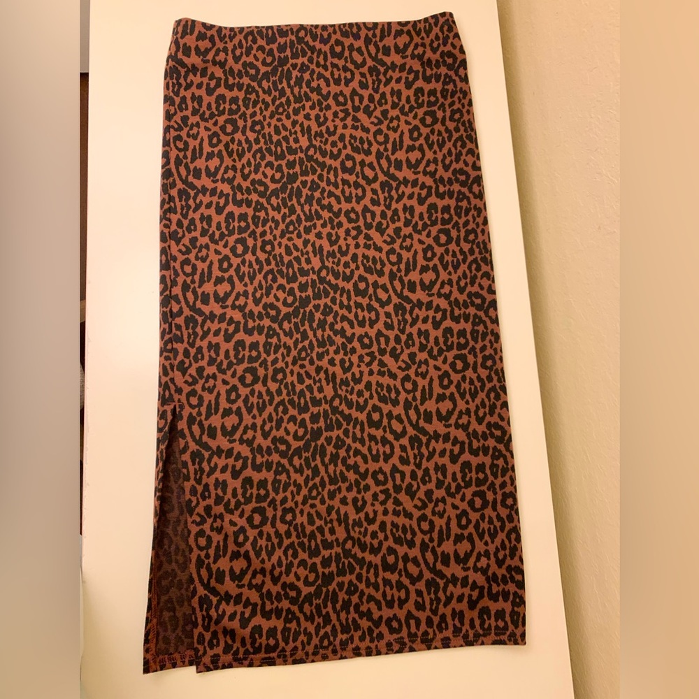 Loft Midi Skirt Size X-smalll